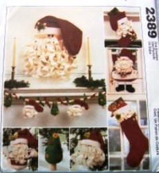 2389 SANTA CARD  HOLDER, DOOR HANGING, STOCKING PATTERN
